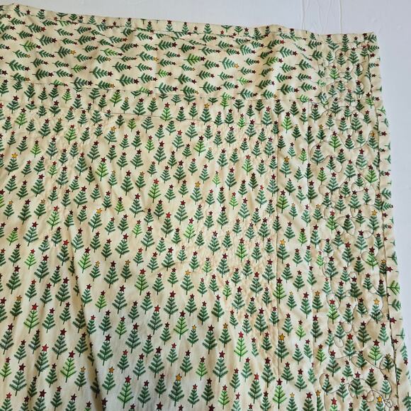 Quilted Santa Christmas Hanging Holiday Quilt - Picture 10 of 12